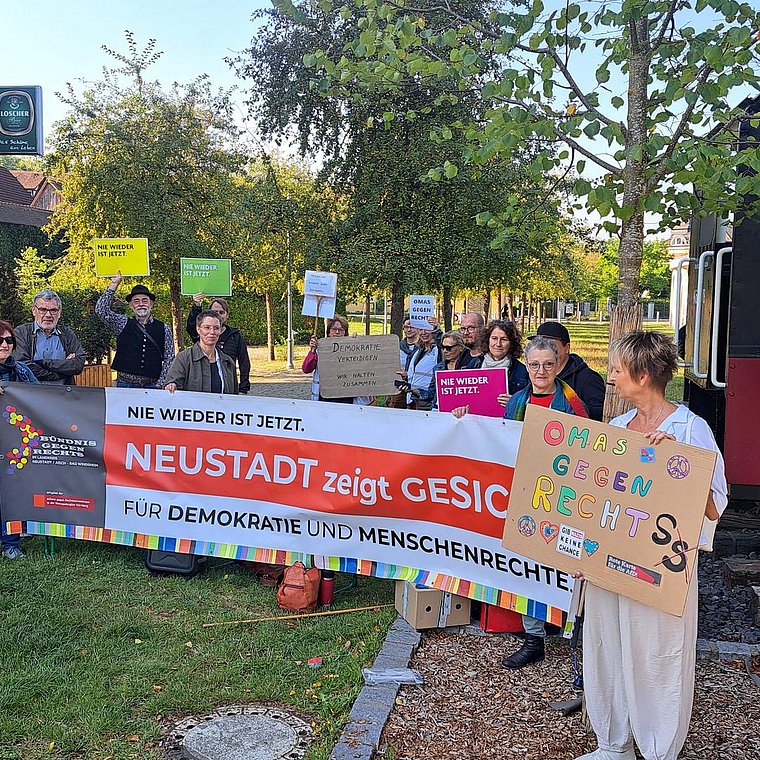 „Freiheit braucht Menschenrechte“ - Gegenkundgebung